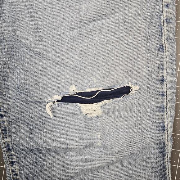 Polo Ralph Lauren Jeans Mens 36x32 Faded Distressed Repaired Straight Relaxed - Picture 3 of 16